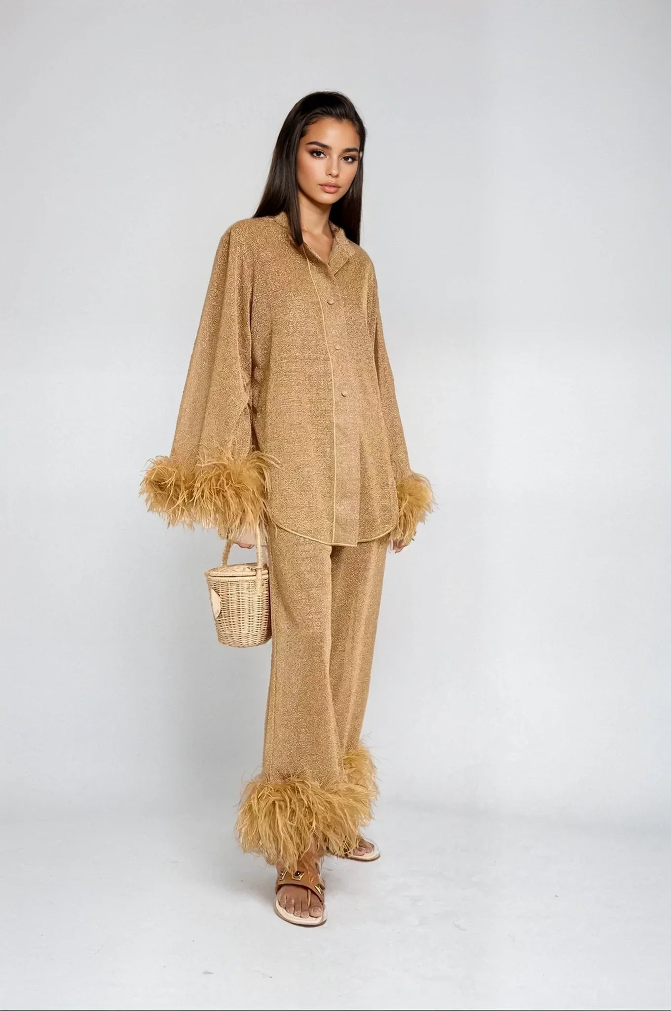 Amara – Feather-Trimmed Loungewear Set
