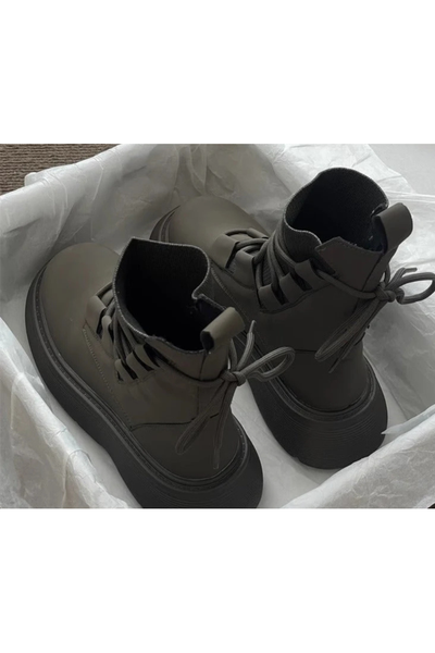 Faye - Elegant Winter Boots