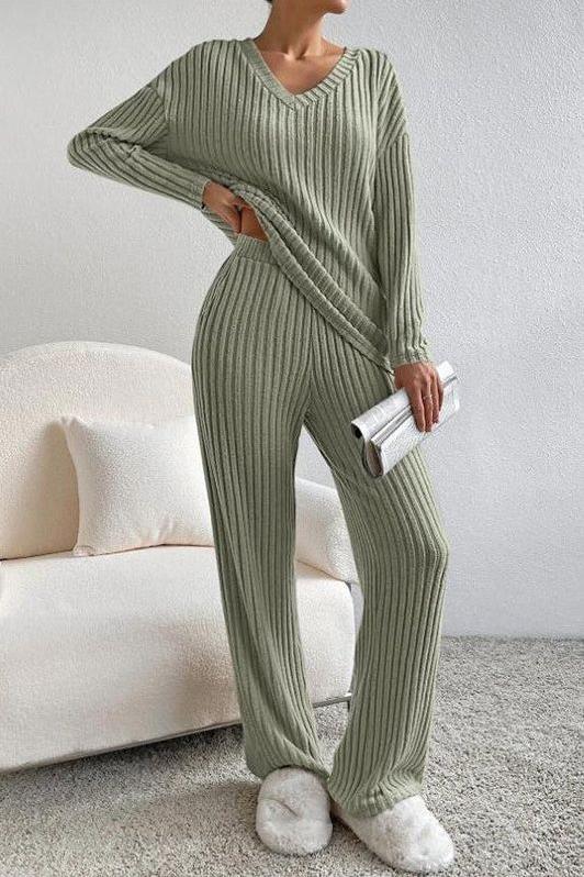 The Elijah Ribbed Lounge Set