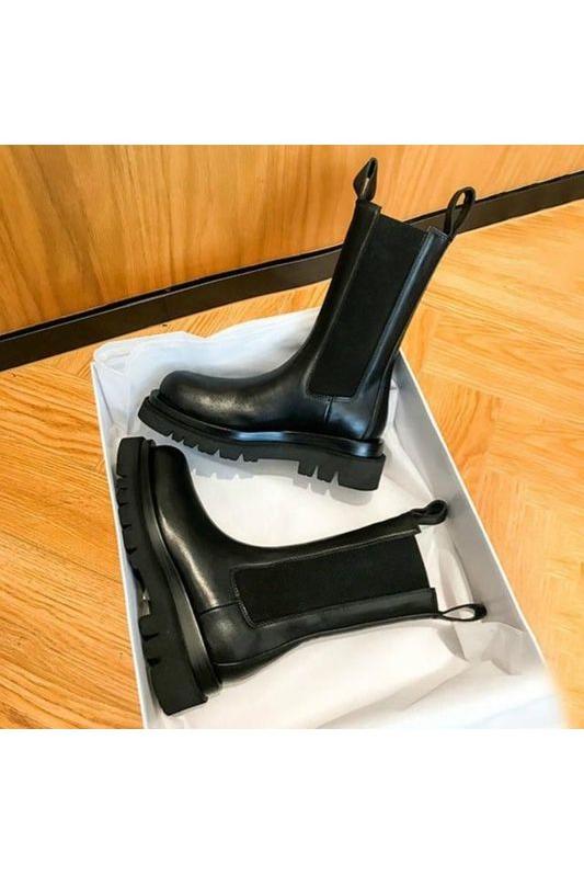 Veronique - Classic Boots